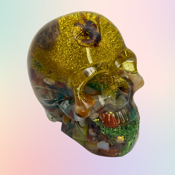 Resin Skull with Real Wasp & Lights