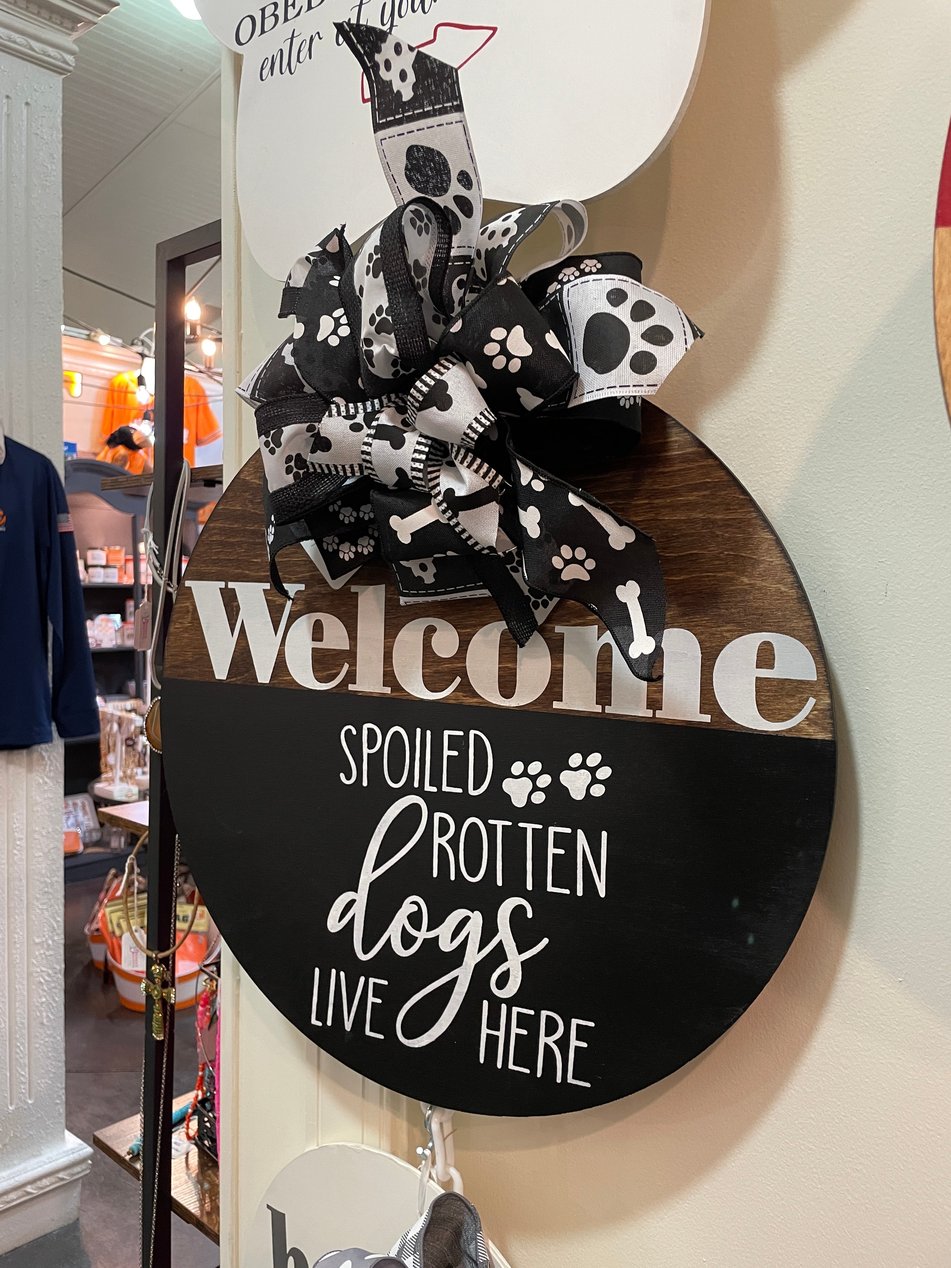 Dog Welcome Sign