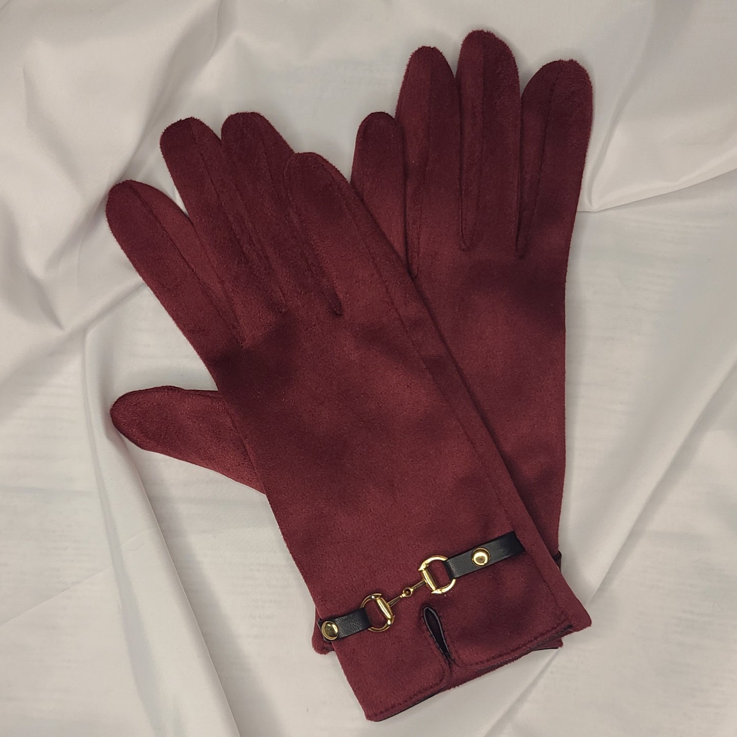 Ladies' Wine Buckle Accent Gloves