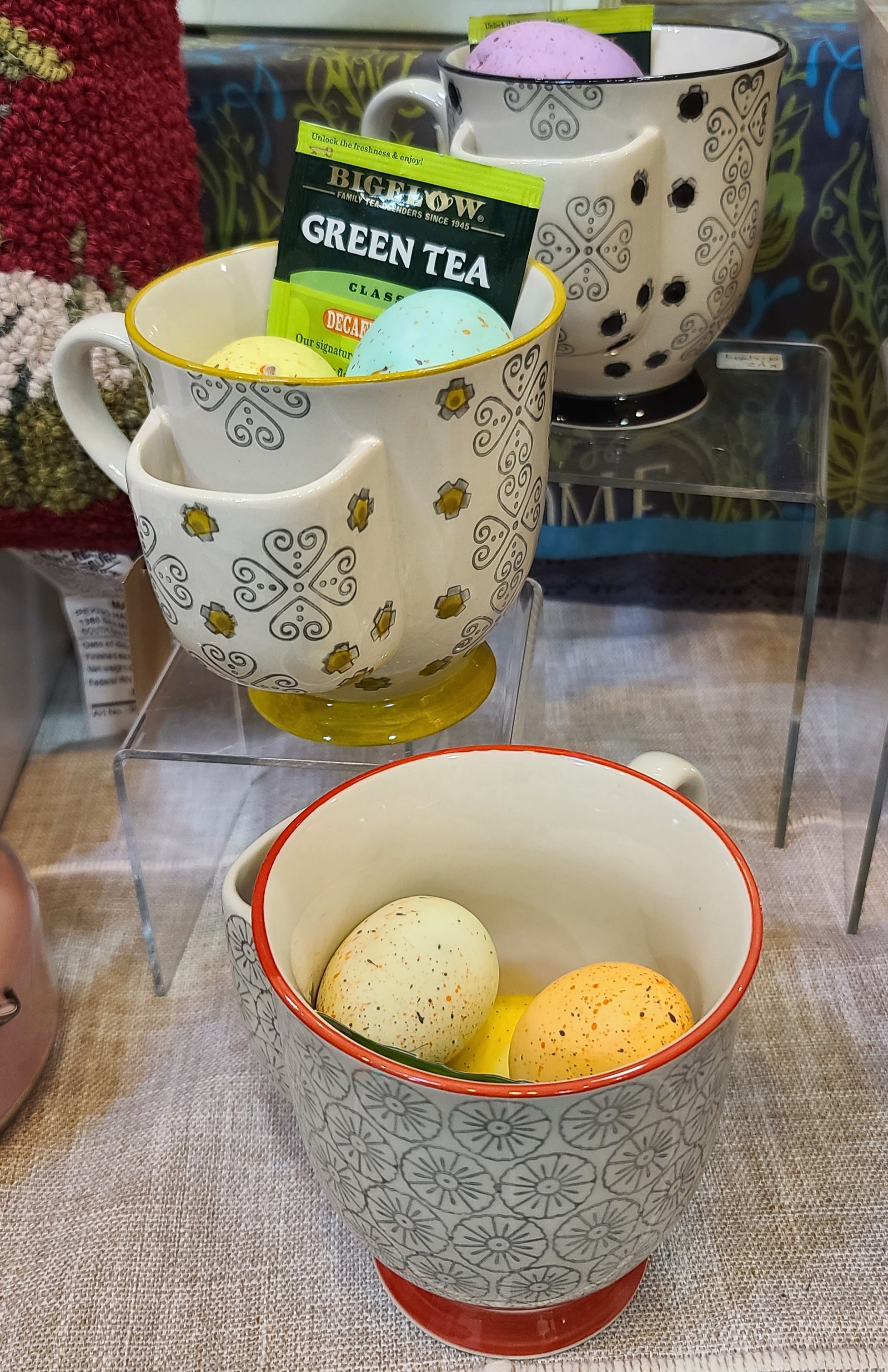 Elegant Stoneware Mug With Teabag Holder